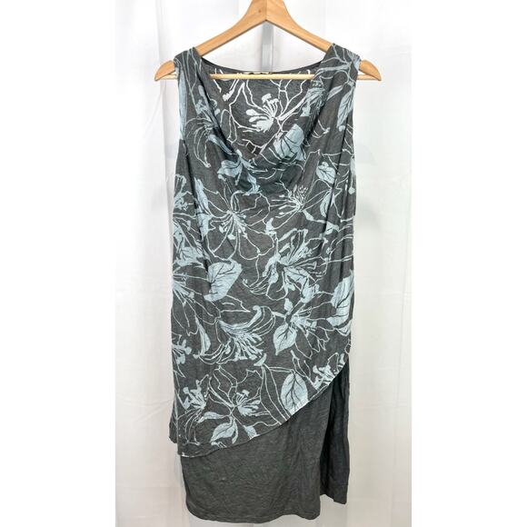 Chalet Dresses & Skirts - CHALET Size XS Cowl Neck Sleeveless Shift Dress Layered Look Floral Gray